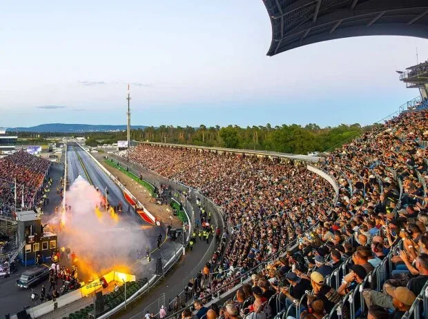 nitrolympx-hockenheimring-spectators-grandstand-start-line-view