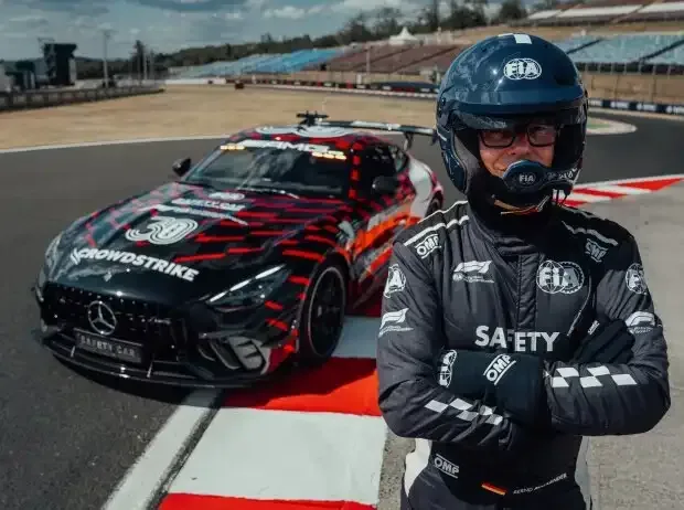 Title image for the news: The Safety Car Mercedes-AMG GT 63 PRO 4MATIC+ with Bernd Mayländer