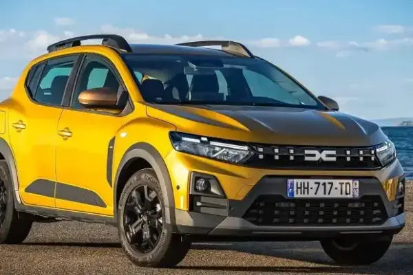 Dacia Sandero Stepway Hybrid 155 (2026): How much it costs