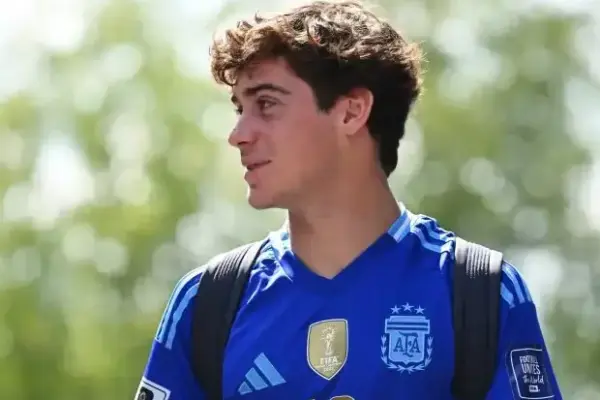 Left bad brother at home: Colapinto relies on new contract