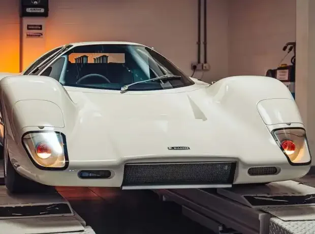 The M6GT returns - McLaren restores a legend