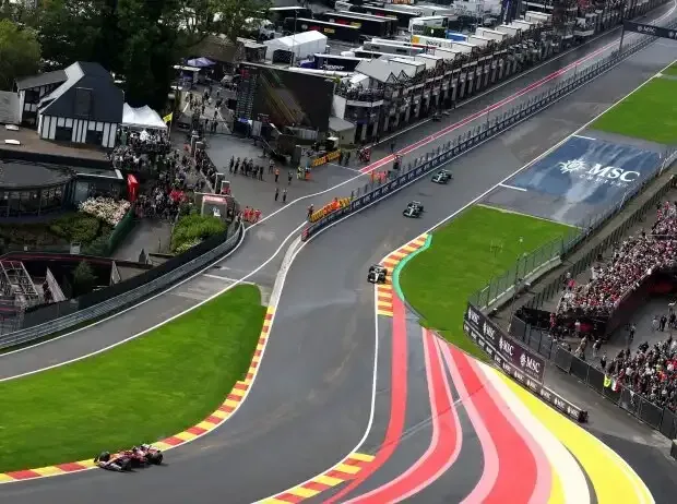 Title image for the news: Carson Hocevar, Lewis Hamilton, Lance Stroll, Eau Rouge