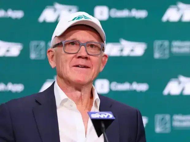 Title image for the news: Woody Johnson is the new shareholder in Aston Martin's F1 team