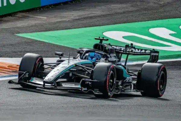 How "small mistakes" cost Mercedes the Zandvoort pole
