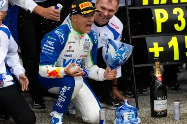 Isack Hadjar with special helmet design - after funny trophy accident last year
