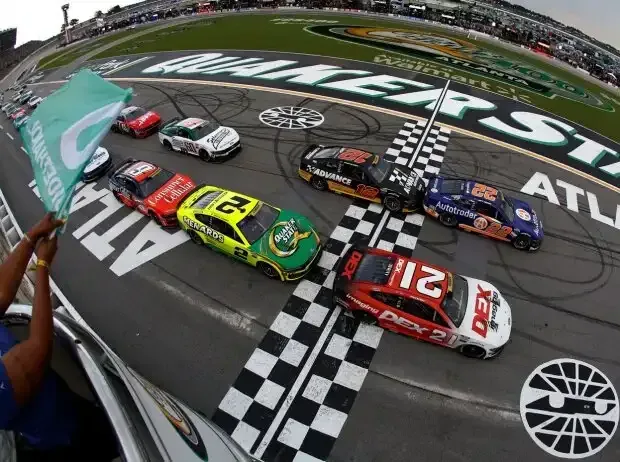 Titel-Bild zur News: NASCAR-Start in Atlanta