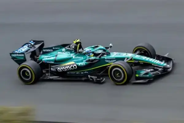"Hard to stop the car": Alonso plagued by engine and wing problem