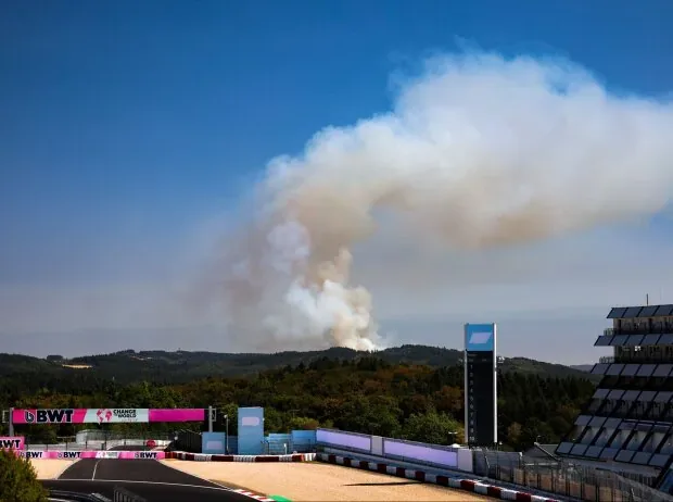 On Friday, a forest fire was even visible from the track