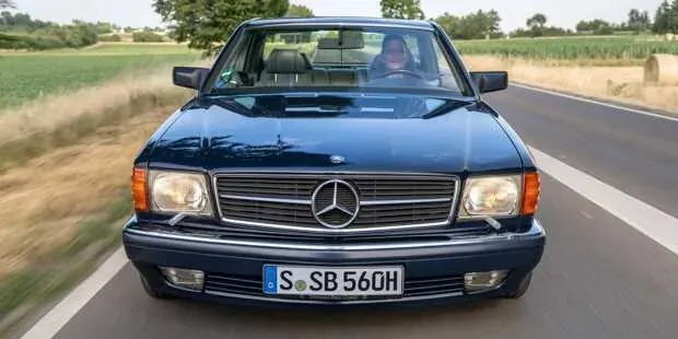 Unterwegs im Mercedes 560 SEC von Design-Legende Bruno Sacco