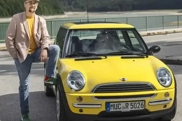 Time travel in the R50: How the first Mini under BMW management performs after 25 years