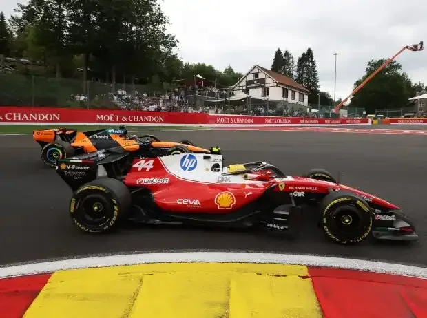 Title image for the news: Lewis Hamilton (Ferrari SF-26) and Oscar Piastri (McLaren MCL40) at the Formula 1 race in Belgium 2026