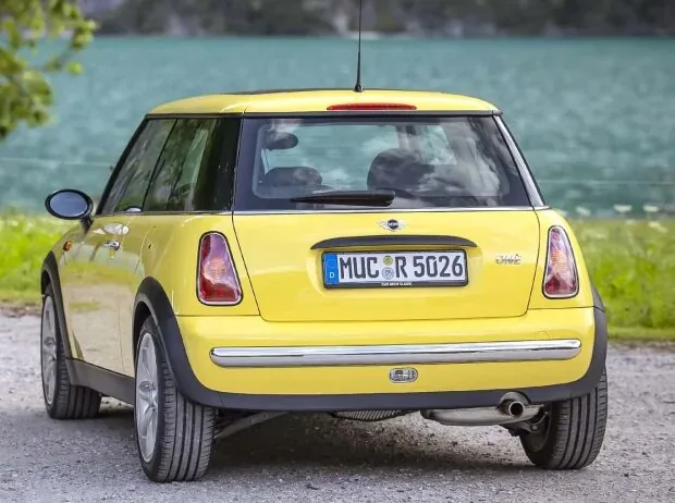 Mini One (2002)