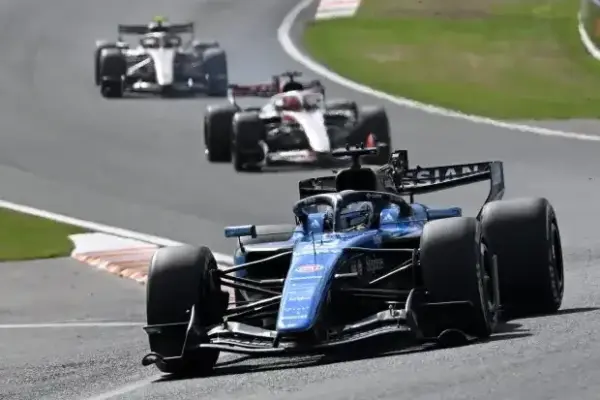Alexander Albon: Why blue flags can destroy a race