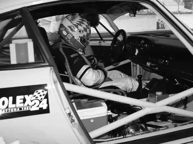 Title image for the news: Ulli Richter, here in a Porsche 911 Carrera RSR 3.8 in Suzuka 1994, died on August 4, 2001 at the Nürburgring