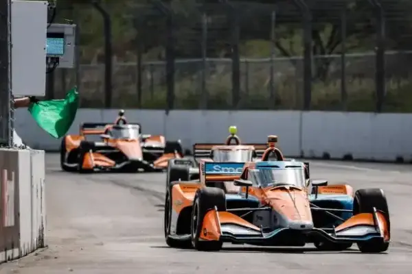 Finally IndyCar action in Markham! Practice sessions have started