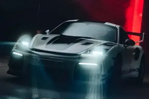 Porsche 911 GT2 RS (2026): Flatnose Unique Piece in Moby-Dick Style