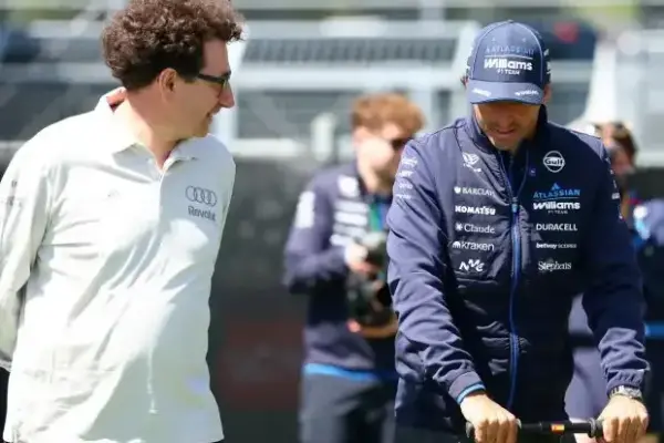 Mattia Binotto denies Audi rumors about Carlos Sainz and Oscar Piastri