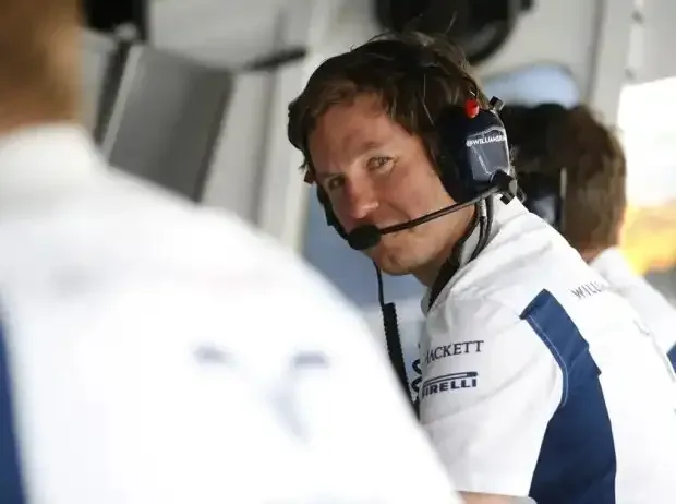 Title image for the news: Rob Smedley (then at Williams) at the Formula 1 command stand