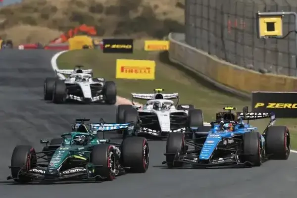 Williams crisis: Even Aston Martin now "in a completely different league"