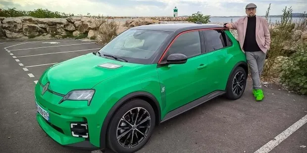 Renault 5 E-Tech Electric (2024) in test
