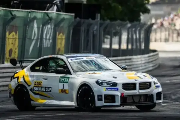 DTM eSports Championship: Wer wird Champion und fährt im BMW M2 Cup?