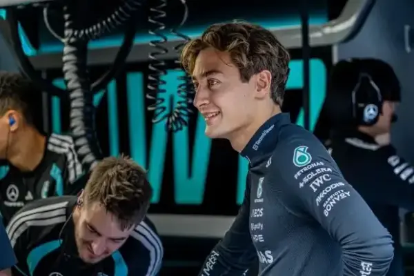 Mercedes on sensitive World Championship question: When does Russell have to help Antonelli?