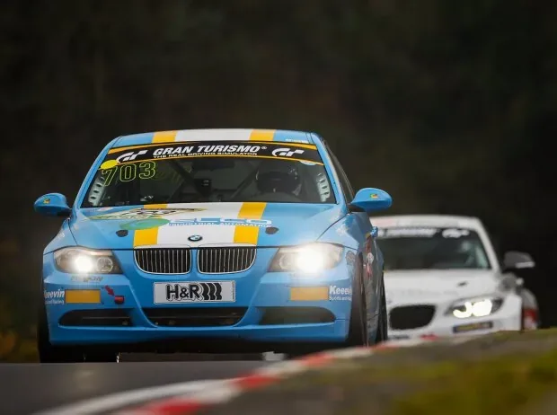 Juha Miettinen in seinem BMW 325i #703 von Keeevin Sports and Racing