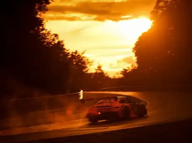 Titel-Bild zur News: Die Zukunft des Nürburgring-Langstreckensports hängt wieder einmal von wichtigen Gepsrächen ab