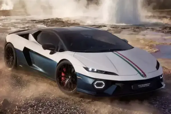 Lamborghini gives the Temerario a Tricolore look