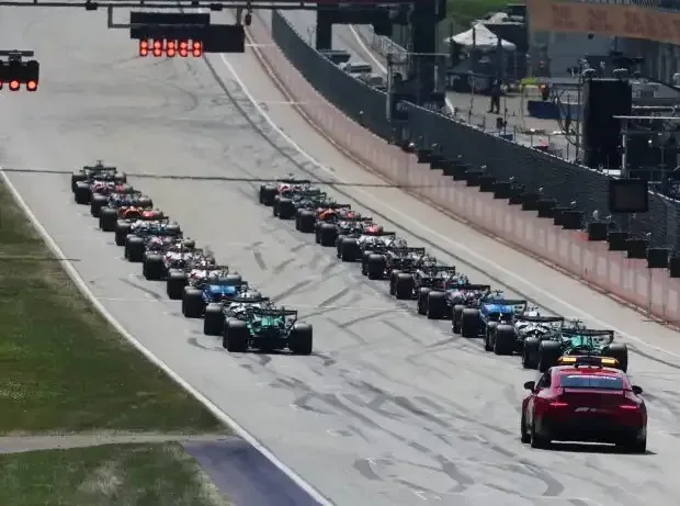 Titel-Bild zur News: Carlos Sainz, George Russell, Charles Leclerc