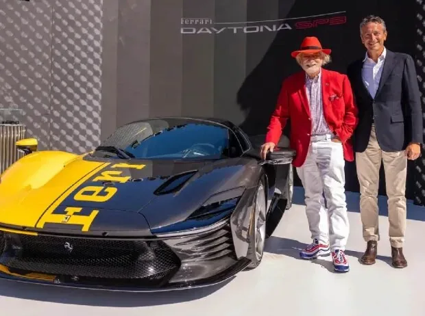 Dr. Herbert Wertheim und sein Ferrari SP3 Daytona mit Enrico Galliera, Ferrari Chief Commercial and Marketing Officer