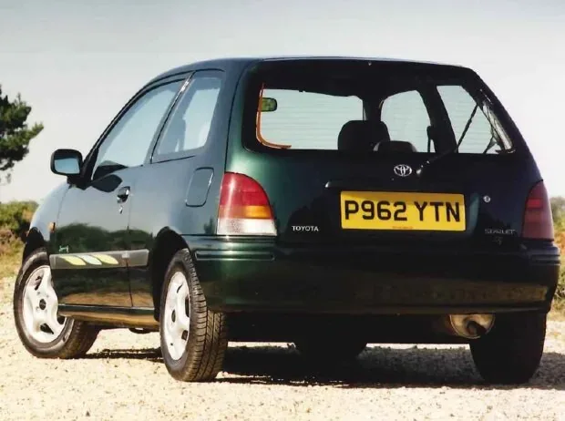Toyota Starlet (1996 -1999)