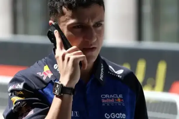 Red Bull waits for Hadjar - and thus puts Lawson in a tricky situation