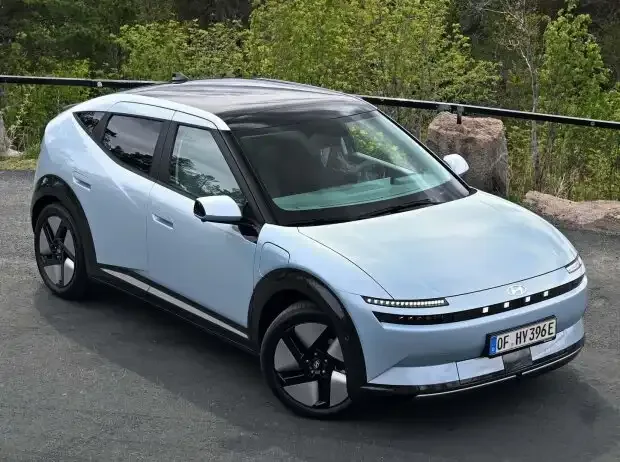Hyundai Ioniq 3: New electric compact car available from 28,950 euros