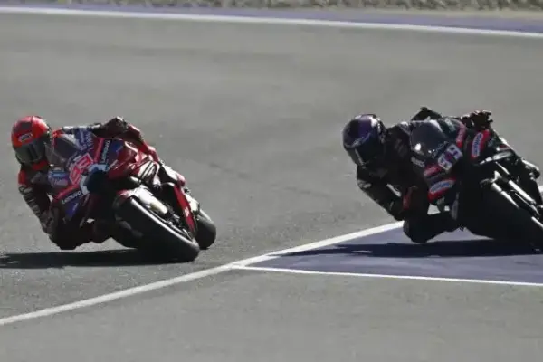 Marquez attack in the chicane costs Martin places: How both see the duel