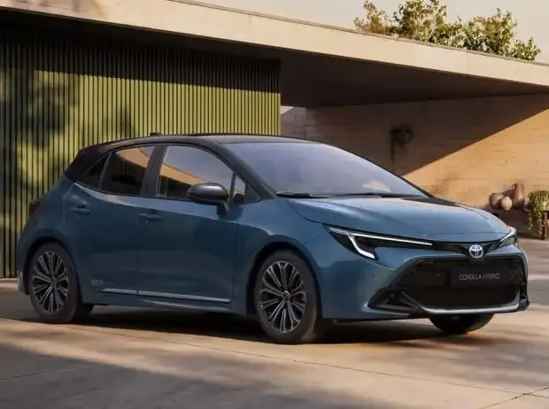 60 Years Toyota Corolla: New Anniversary Edition for Hatchback and Wagon