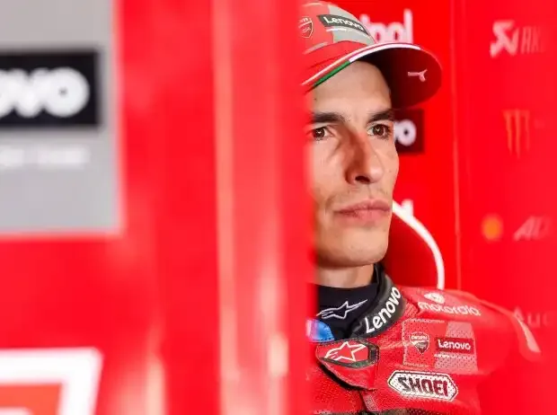 Marc Marquez shows the unvarnished image of his right arm