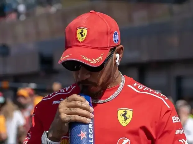 Expulsions demanded? Lewis Hamilton denies allegations