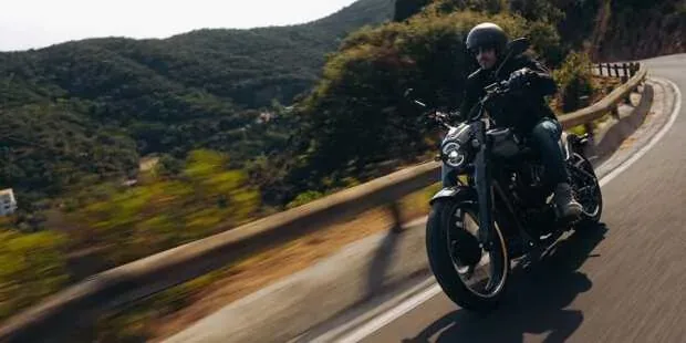 Der neue Rieju Coaster 407 Cruiser: Technik und Optik des spanischen A2-Bikes