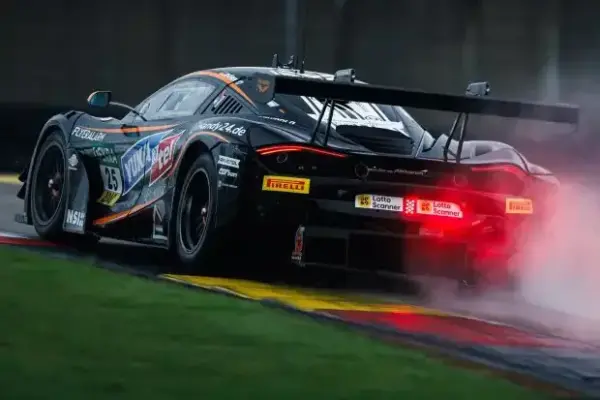 DTM Race Sachsenring 2: Dörr wins in chaos ahead of Preining, penalty for Engel