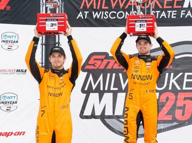 Auf der Milwaukee Mile platzte der Knoten: Sieg für O'Ward, erstes Oval-Podium für Lundgaard