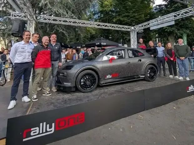 Title image for the news: Presentation of the Rally One car