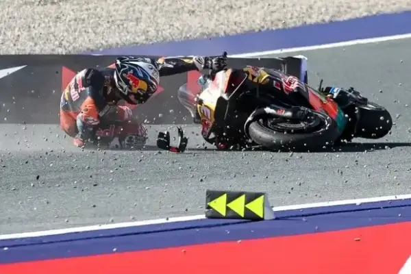 "I messed up": That's why Acosta threw away the sprint victory by crashing
