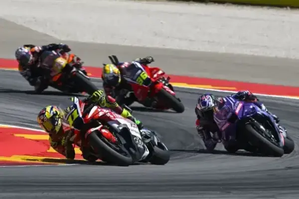 Honda in Aragon: Rookie Diogo Moreira outshines factory team