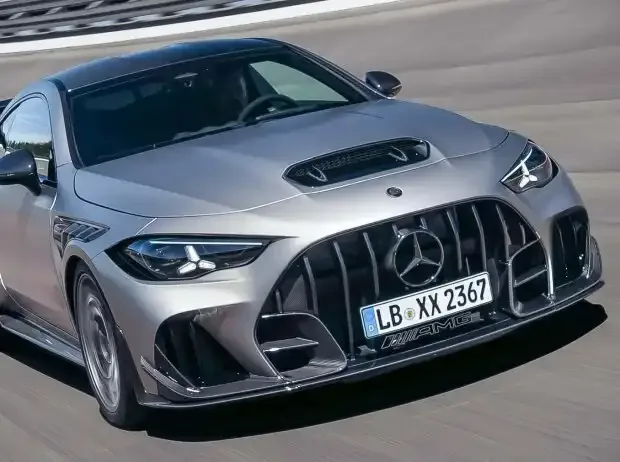 Mercedes-Benz presents limited CLE 646 with V8 power and lightweight construction