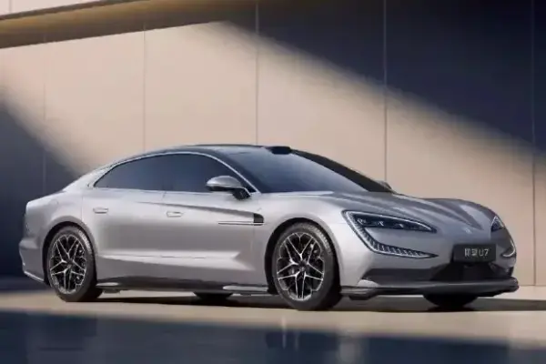 Does Fast Charging Destroy the Electric Car Battery? A Stress Test Provides the Answer