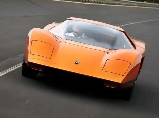 Holden Hurricane (1969): Futuristic concept with navigation and camera