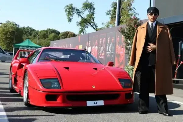 "Passenger door never opened": The crazy story of Lewis Hamilton's Ferrari F40