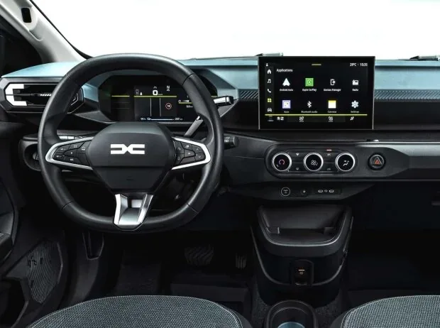 Ein Blick ins Cockpit des neuen Dacia Spring 2027